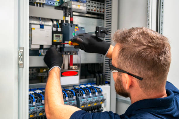 Best Electrical Outlet Repair  in Doral, FL