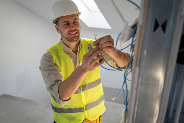 Best Affordable Emergency Electrician  in Doral, FL